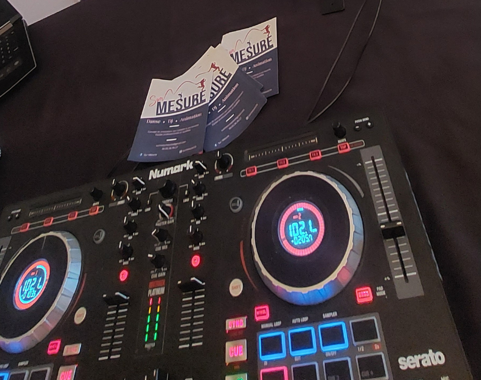 Matériel DJ.