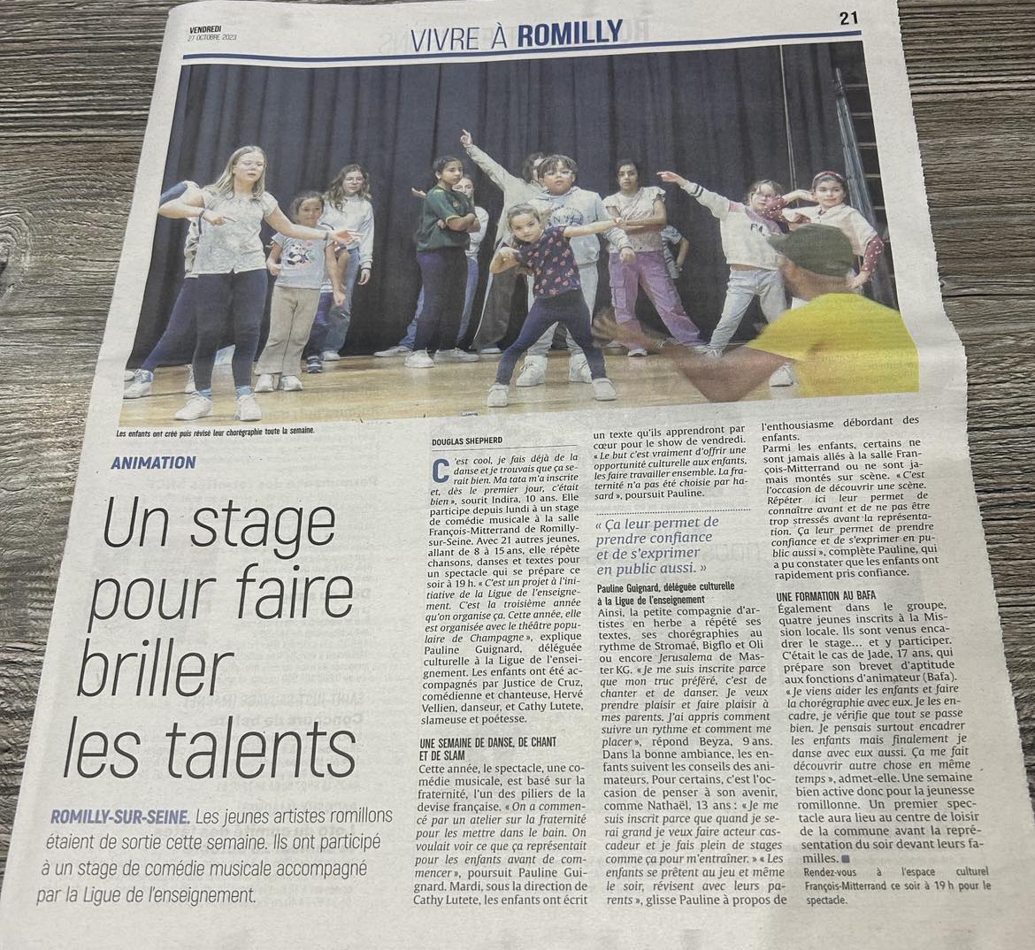 Article de presse sur un stage de hip hop.
